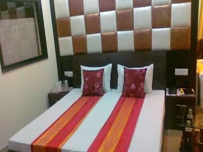 Hotel Ng Paradise Jagādhri Extérieur photo